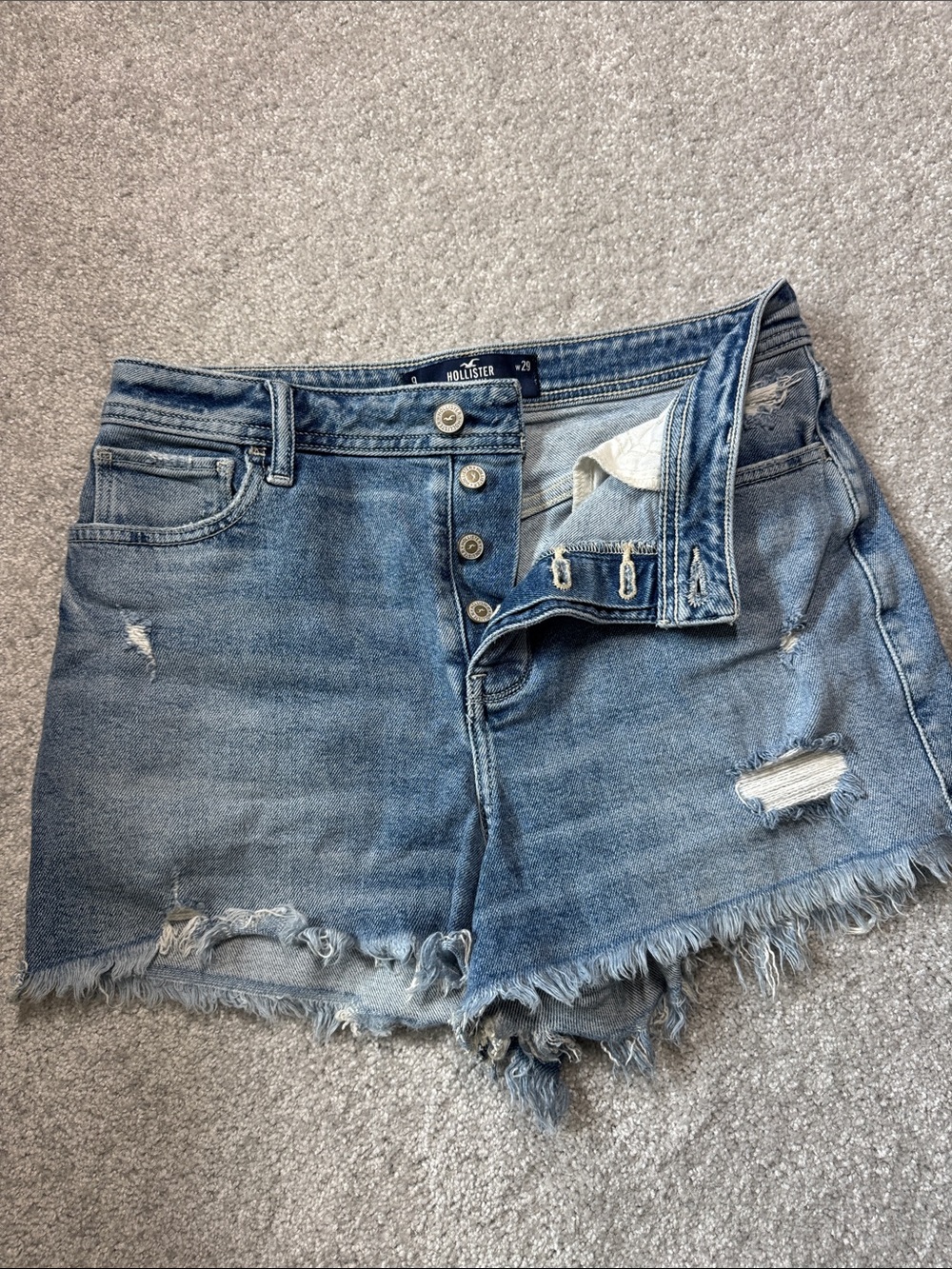 Hollister Mom Jean Short Hi Rise Button Fly 3" inseam Juniors Size 9 Cut Offs
